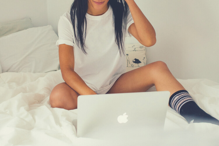 New study reveals the 3 secrets of online dating and playing out of your league is one of them