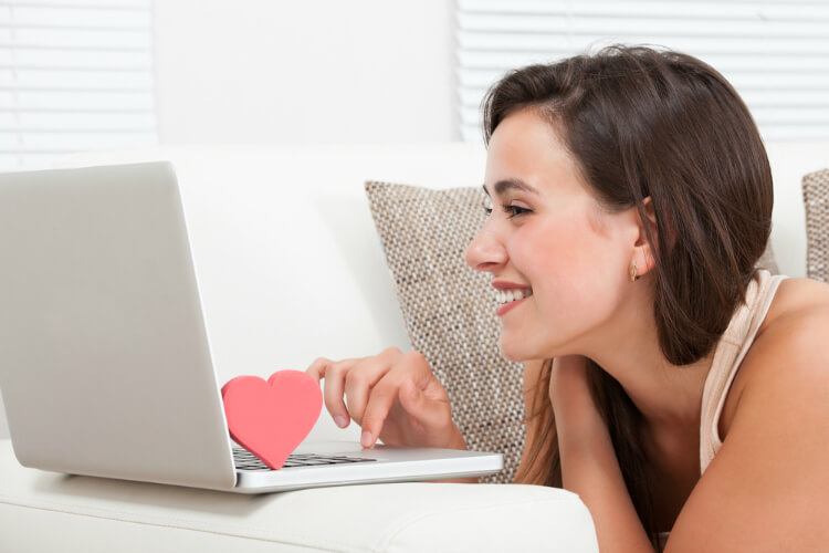 Manual para ligar por internet: Instagram y Facebook
